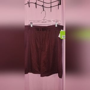 NWT Mens 2X shorts-burgundy pocketless